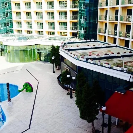 شقة Planeta Hotel- Miramar Апартамент A *