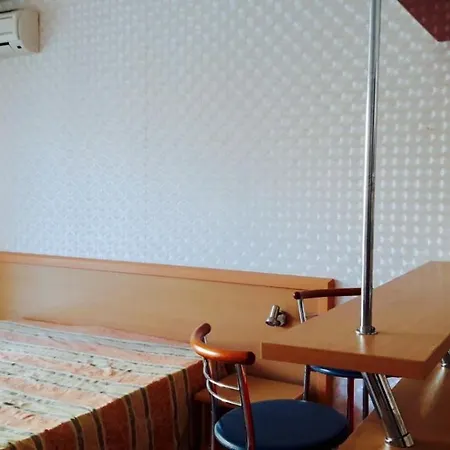 Planeta Hotel- Miramar Апартамент A * Slăntjev Brjag
